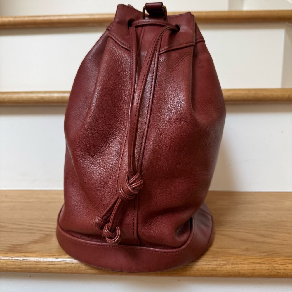 Vintage Coach Duffle Drawstring 4022 Shoulder Bag Bucket in Wine Red Leather - Picture 3 of 12
